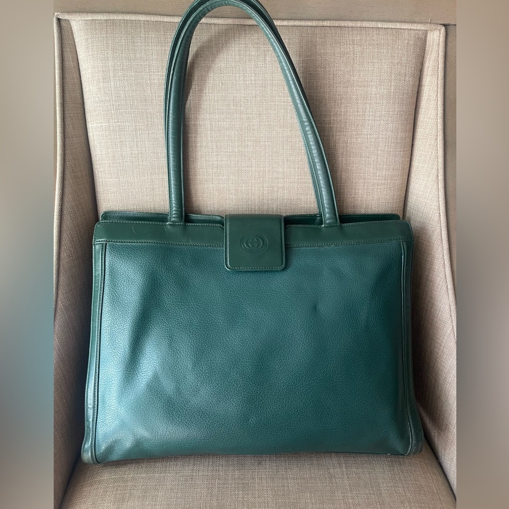 Authentic Gucci vintage all leather green large tote 001.110.0132